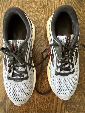 Brooks Running Shoes - Grey, Black & Pink Highlights